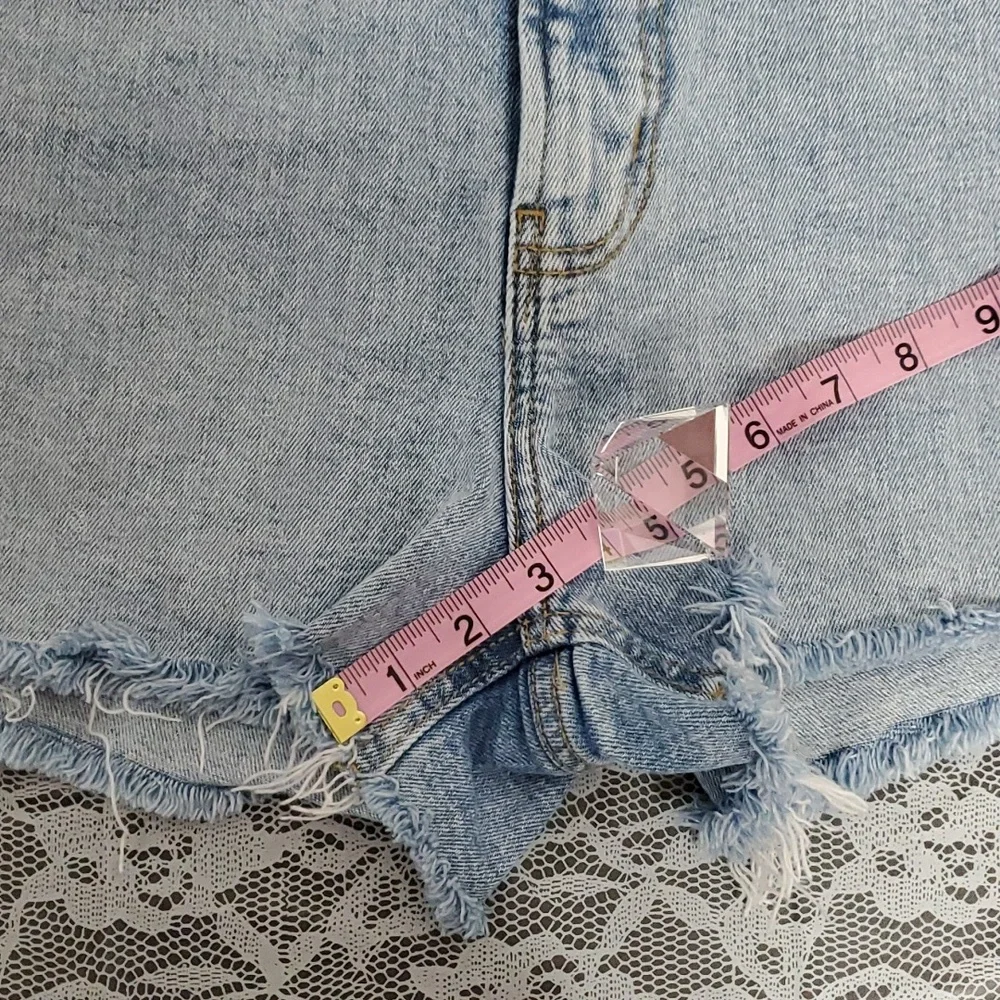 Old Navy Light Blue Shorts - Picture 3 of 6